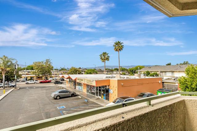 3128 Loma Verde Drive, San Jose CA: https://media.crmls.org/mediaz/e237c3d9-a2be-4f8e-b389-df36cf22c3b7.jpg