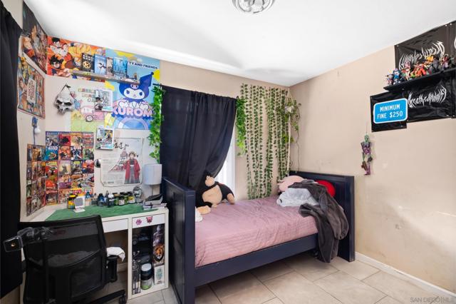3577 79 Highland Ave, San Diego CA: https://media.crmls.org/mediaz/e23915b6-cd73-44ae-9783-fd7693cbb4a4.jpg