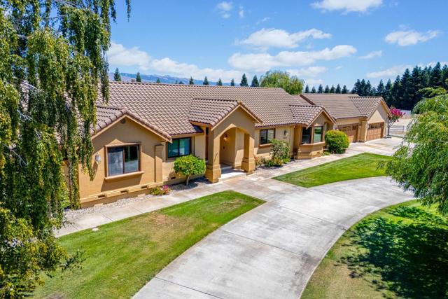 12320 Highland Estates Lane, San Martin CA: https://media.crmls.org/mediaz/e23a0f42-b038-456f-9abd-3ccdce4f2ba2.jpg