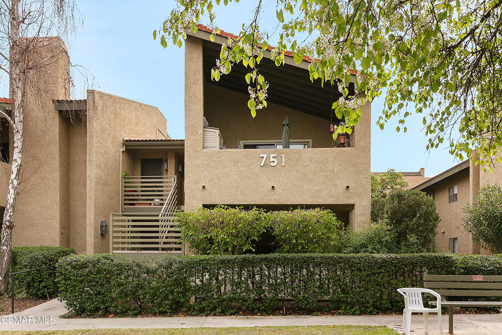 751 Birchpark Circle 107, Thousand Oaks, CA 91360