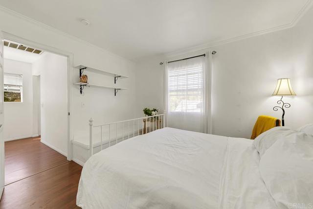 Image 33 of 55 For 4592 Ellenwood Drive