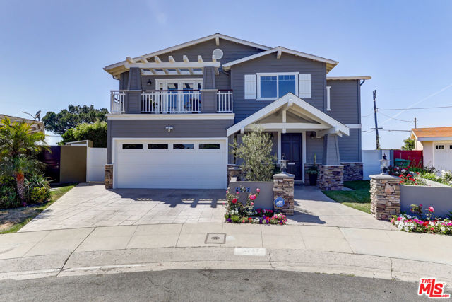 6537 Hedding Street, Los Angeles CA: https://media.crmls.org/mediaz/e23b27be-7be4-47af-a00e-3453d5a040bb.jpg