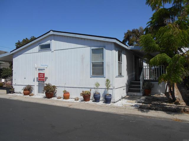 Detail Gallery Image 2 of 25 For 2003 Bayview Hts Dr #158,  San Diego,  CA 92105 - 3 Beds | 2 Baths