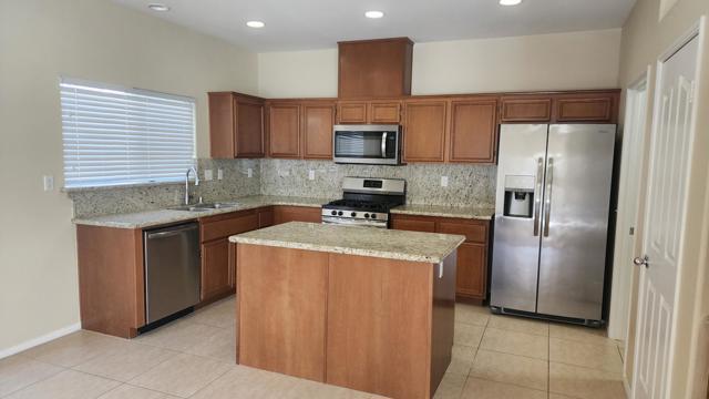 Image 2 of 30 For 1207 Palmas  