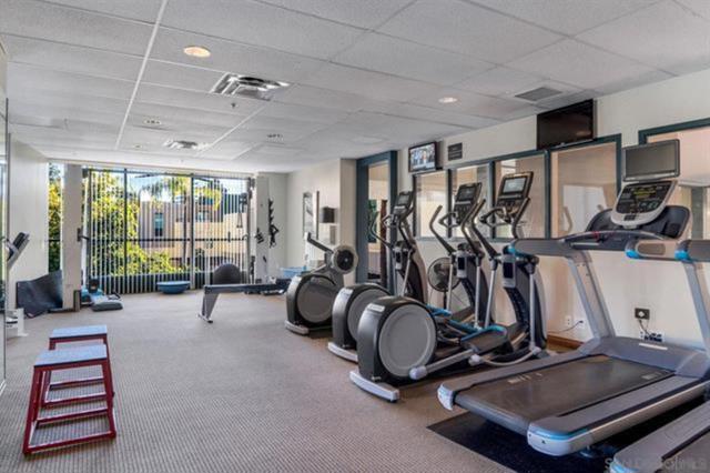 555 Front St, San Diego CA: https://media.crmls.org/mediaz/e240872a-3798-45c2-ad1e-0df0d6e9dda6.jpg