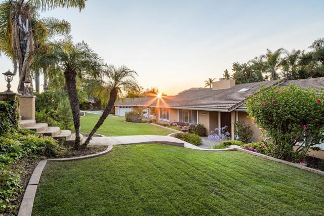 13678 Orchard Gate Road, Poway CA: https://media.crmls.org/mediaz/e241ed5a-8ff8-44a6-9f49-7a06fc96e21f.jpg