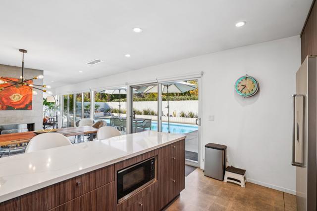 2463 S Broadmoor Drive, Palm Springs CA: https://media.crmls.org/mediaz/e2424cbf-f511-488e-97bf-b4405092a439.jpg