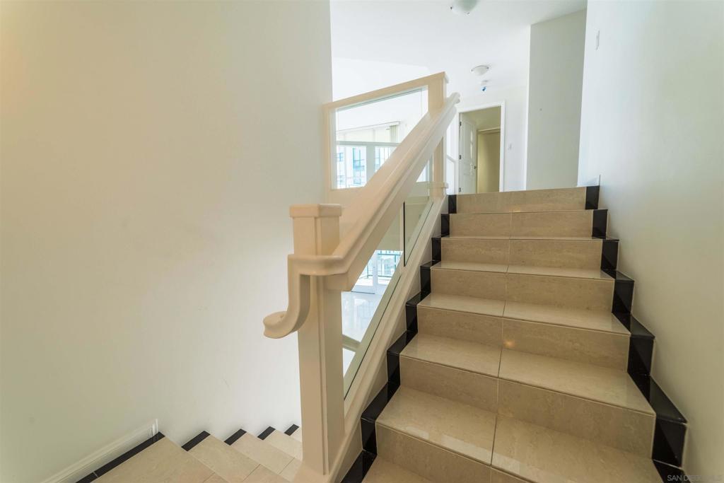 MLS #250035940SD img 11