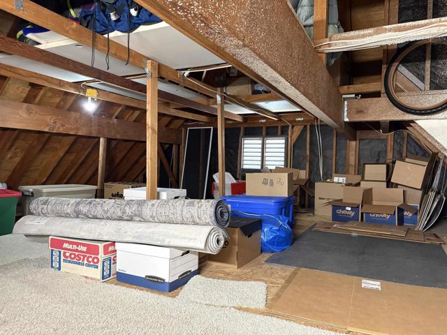 4507 Carnaby Court, Carlsbad CA: https://media.crmls.org/mediaz/e242df09-15a8-4044-a205-26a60a23b422.jpg
