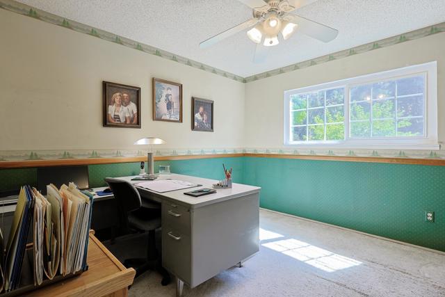 740 S Grade Road, Alpine CA: https://media.crmls.org/mediaz/e243b8f5-f569-4ba8-ac9b-37d7e9898c62.jpg