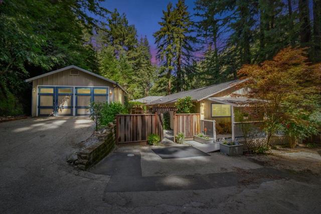 165 Saint Francis Drive, Boulder Creek CA: https://media.crmls.org/mediaz/e2446da7-9ded-4d1e-b1e2-17f8de9dca42.jpg