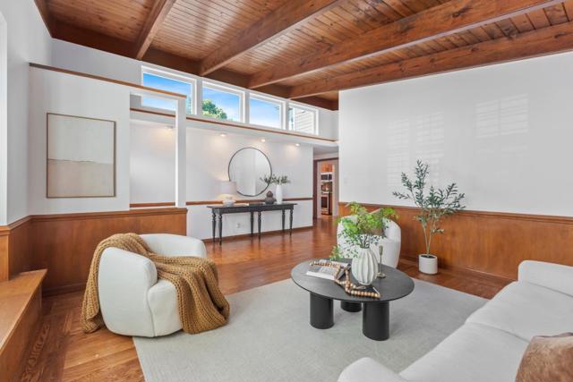 480 Alta Vista Drive, South San Francisco CA: https://media.crmls.org/mediaz/e2448d7e-949d-4bbc-b0c4-abfa8626ae09.jpg