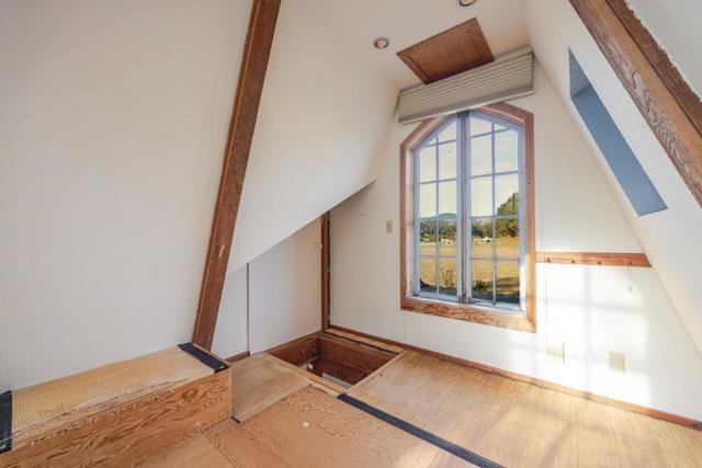 1009 Miramontes Street, Half Moon Bay CA: https://media.crmls.org/mediaz/e244ad68-a5c5-4010-ba43-3804186ac93d.jpg