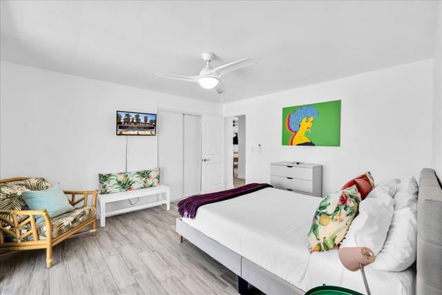 963 S Paseo Caroleta, Palm Springs CA: https://media.crmls.org/mediaz/e244c20a-28cd-4961-b8d8-13cd5bcf8a96.jpg