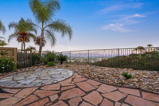 11542 Village Ridge Rd, San Diego, California 92131, 3 Bedrooms Bedrooms, ,2 BathroomsBathrooms,Single Family Residence,For Sale,Village Ridge Rd,250019736SD