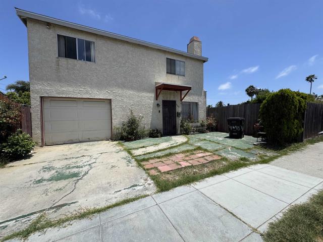 4643 Cherokee Avenue, San Diego CA: https://media.crmls.org/mediaz/e2468f76-59aa-4a85-b99c-993c4b06a128.jpg