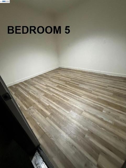 1130 61St Ave, Oakland CA: https://media.crmls.org/mediaz/e246ebec-47d6-4e9d-9277-75243ae25efc.jpg