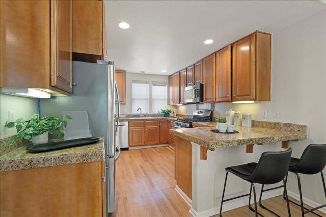 182 Cuesta De Los Gatos, Los Gatos CA: https://media.crmls.org/mediaz/e24825fb-a935-439a-85d0-bed521fd4ff9.jpg