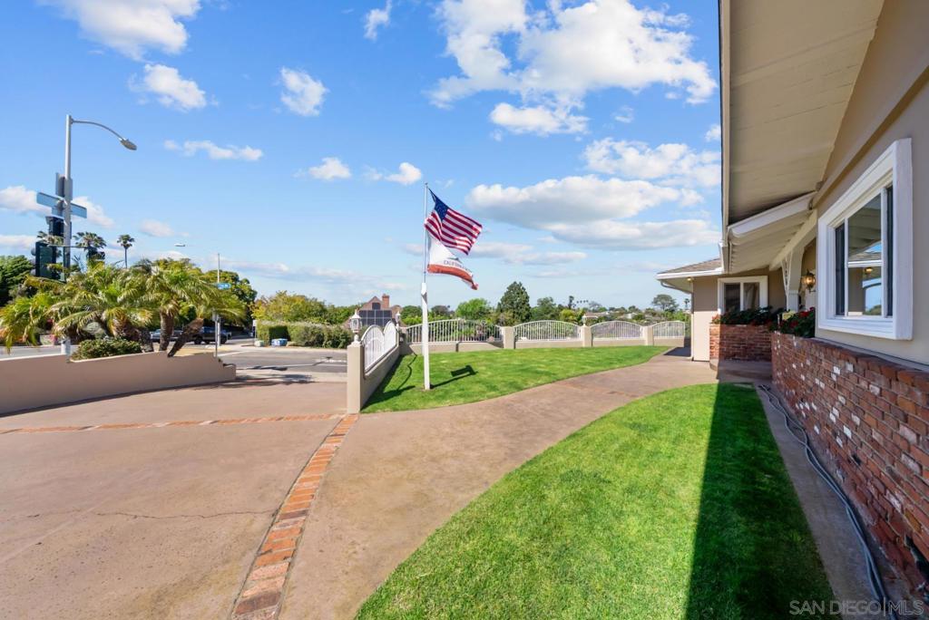 1261 Catalina - photo 4