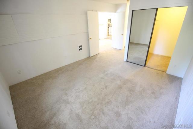 10232 Black Mountain Rd, San Diego CA: https://media.crmls.org/mediaz/e248e004-4bf1-4442-b3e0-2cebcdab8146.jpg