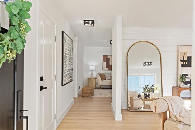 2656 Hilton St, Union City CA: https://media.crmls.org/mediaz/e24b7821-f07f-4367-9749-d07b2587afe5.jpg