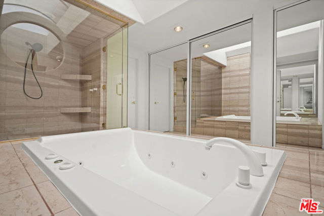 32215 Pacific Coast Highway, Malibu CA: https://media.crmls.org/mediaz/e24c4241-746c-4f0f-a816-13422967493d.jpg