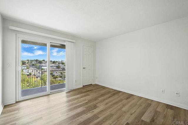 5252 Orange Avenue, San Diego CA: https://media.crmls.org/mediaz/e24ced25-129b-4d55-9d5c-dc79c00ab9d8.jpg