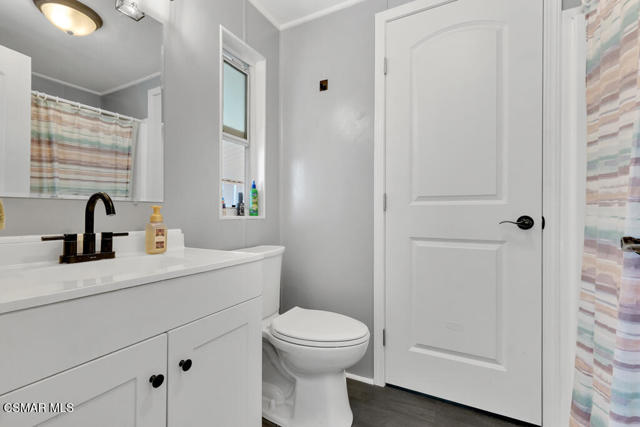 15750 Arroyo Drive, Moorpark CA: https://media.crmls.org/mediaz/e24d19d1-1ae6-47bf-95dc-2a626e348715.jpg