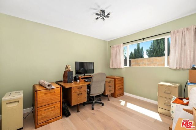 6505 S Halm Avenue, Los Angeles CA: https://media.crmls.org/mediaz/e24d34f3-741b-412e-8187-387d54f46c83.jpg