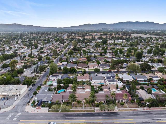 16117 Nordhoff St, North Hills CA: https://media.crmls.org/mediaz/e24d3ebf-d000-4ead-b2e3-118dd1a0251c.jpg