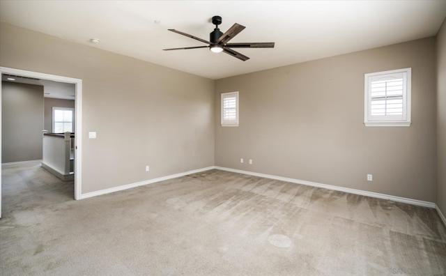 35056 Knollview Ct, Winchester CA: https://media.crmls.org/mediaz/e24d4fdd-3617-4c67-99fa-ef2d314feee8.jpg