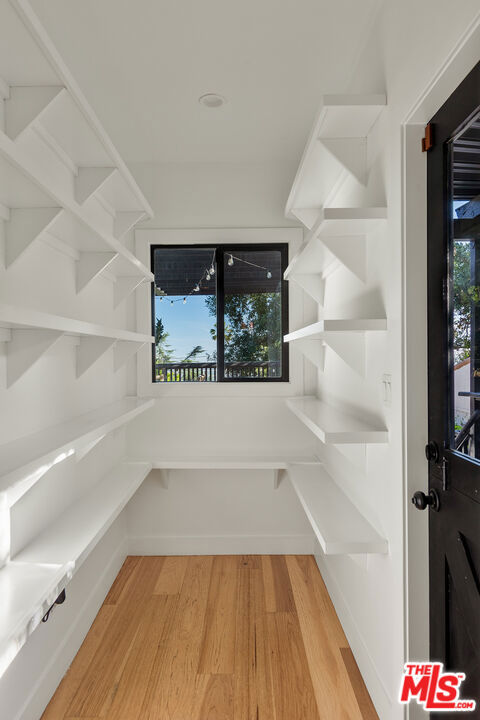 956 Parkman Street, Altadena CA: https://media.crmls.org/mediaz/e24e409c-cfae-4d06-866f-cc4ef64eb82f.jpg