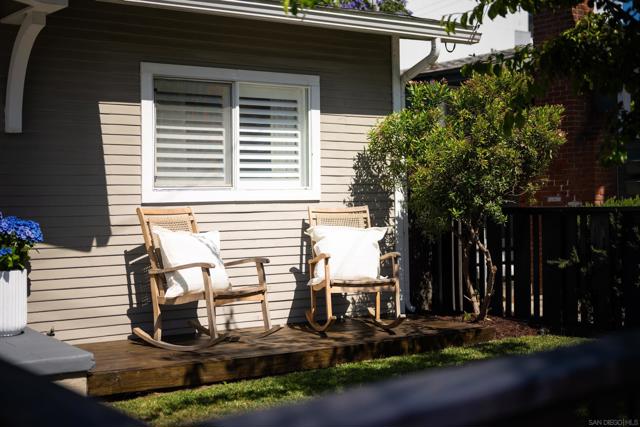 4218 Hamilton Street, San Diego CA: https://media.crmls.org/mediaz/e24eaa1d-6723-413d-a8a1-35a0a747c695.jpg