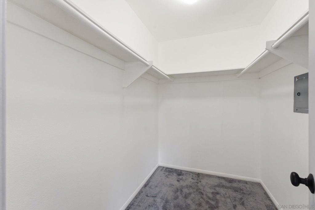 405 Requeza St - photo 11