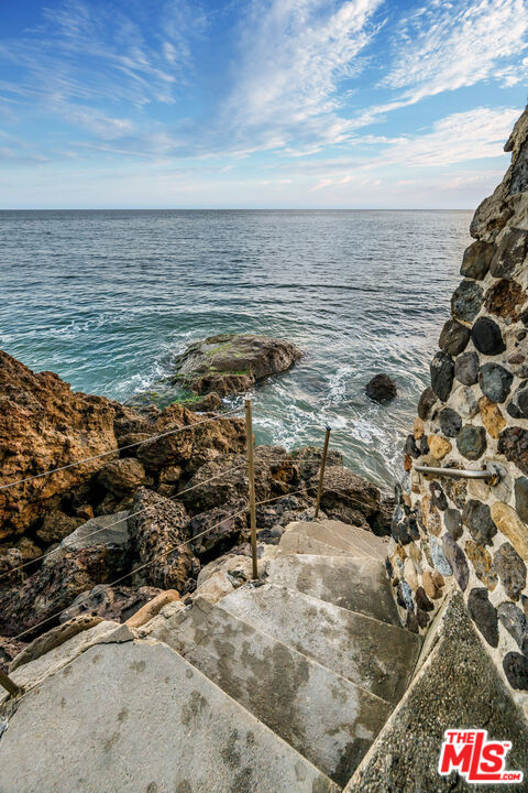 Drew Fenton | 26174 Pacific Coast Highway Malibu CA | MLS: 7392193 Drew Fenton | 26174 Pacific Coast Highway Malibu CA | MLS: 7392193