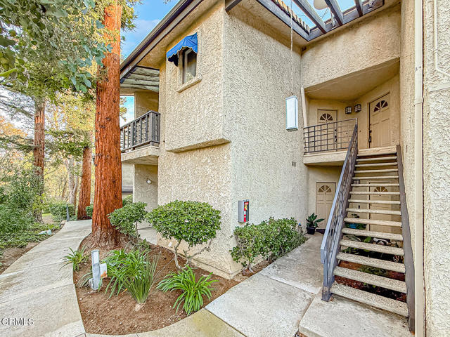 Detail Gallery Image 3 of 39 For 5738 Skyview Way #F,  Agoura Hills,  CA 91301 - 1 Beds | 1 Baths