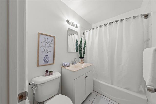 2804 Steinhart Court, Santa Clara CA: https://media.crmls.org/mediaz/e24fc962-9446-431e-9882-4c77f658b8a9.jpg