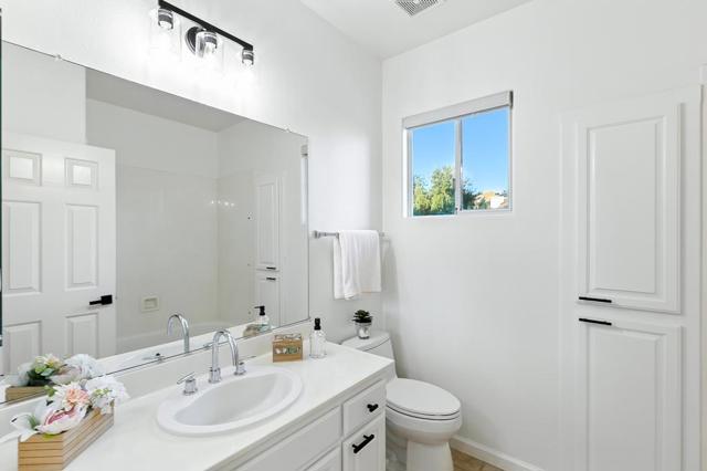 5828 Newgate Court, San Jose CA: https://media.crmls.org/mediaz/e250f42d-41c3-4ae9-b197-96b77eb1e370.jpg