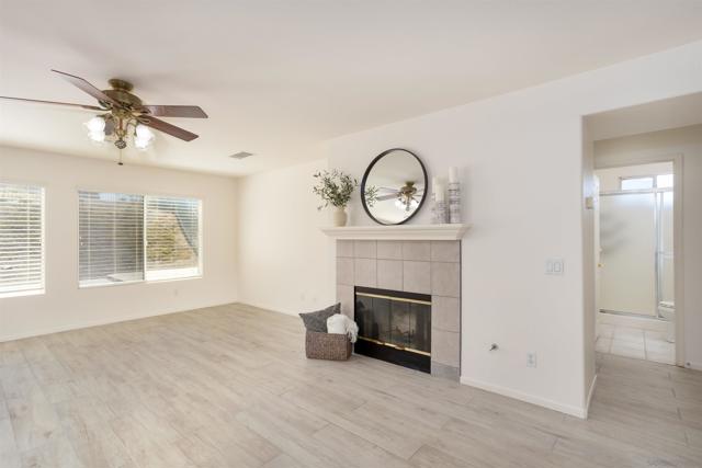 2168 Pointe Parkway, Spring Valley CA: https://media.crmls.org/mediaz/e25116af-642d-4628-ada7-d493fcbef337.jpg