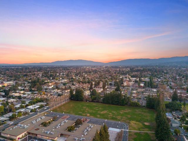 454 Granite Way, Aptos CA: https://media.crmls.org/mediaz/e252cac2-899d-4db1-a265-5565daa89ce5.jpg