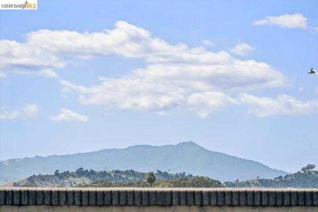 Image 32 of 37 For 1516 Merced St