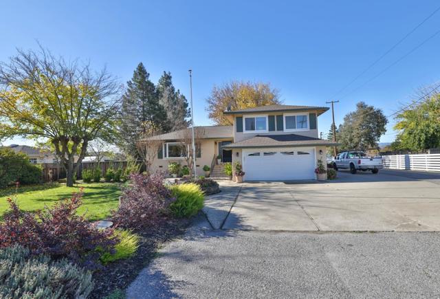 12155 Columbet Avenue, San Martin CA: https://media.crmls.org/mediaz/e253975d-10db-4079-a7a6-08741914285d.jpg