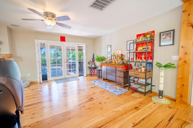 25 Adeline Drive, Walnut Creek CA: https://media.crmls.org/mediaz/e25423de-7718-42b5-8bbe-55459353231d.jpg