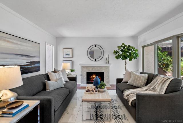5751 Menorca Dr, San Diego CA: https://media.crmls.org/mediaz/e2550249-1947-408f-bf74-617feaf8737d.jpg