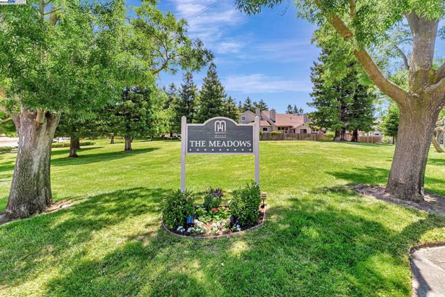 636 Praderia Cir, Fremont CA: https://media.crmls.org/mediaz/e2551528-04ba-4806-829e-c172ae8f7977.jpg