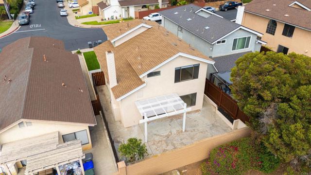 Detail Gallery Image 2 of 34 For 2369 Ravenwood Dr, Lemon Grove,  CA 91945 - 3 Beds | 2/1 Baths