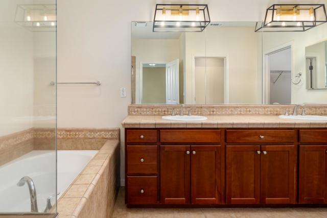 5300 Fioli Loop, San Ramon CA: https://media.crmls.org/mediaz/e2582c8e-5ea6-4aa3-b648-b0f469c4db27.jpg