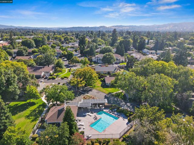 812 Royal Ann Ln, Concord CA: https://media.crmls.org/mediaz/e2585f35-a53a-4d24-b28c-d565a0c90b9f.jpg