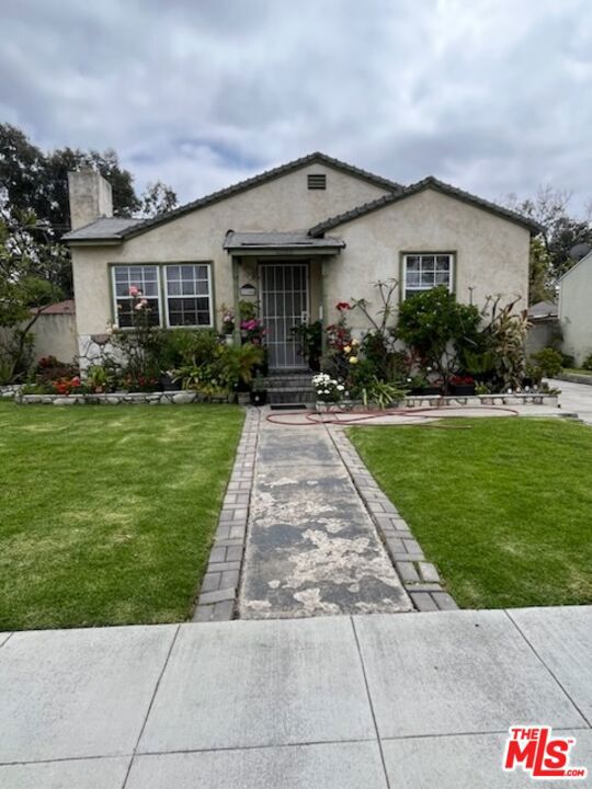 3346 Gale Ave, Long Beach, CA 90810