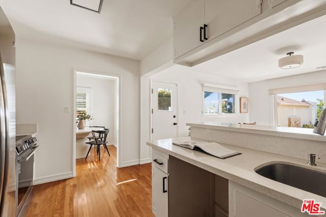 6444 West 87th Street photo 6